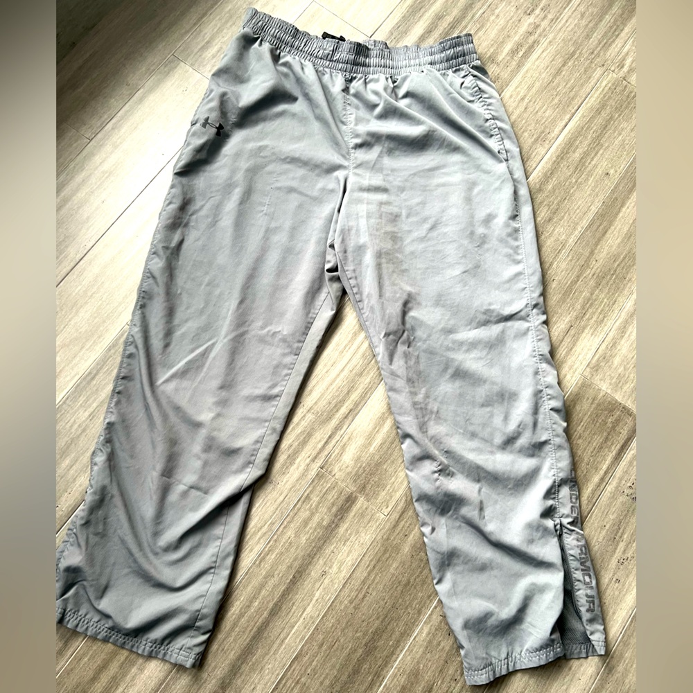 Under Armour Men's Dark Gray Casual Pants - XL